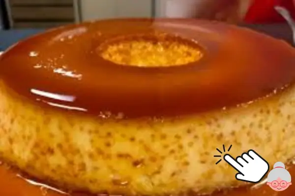 Pudim de Leitre com furinhos